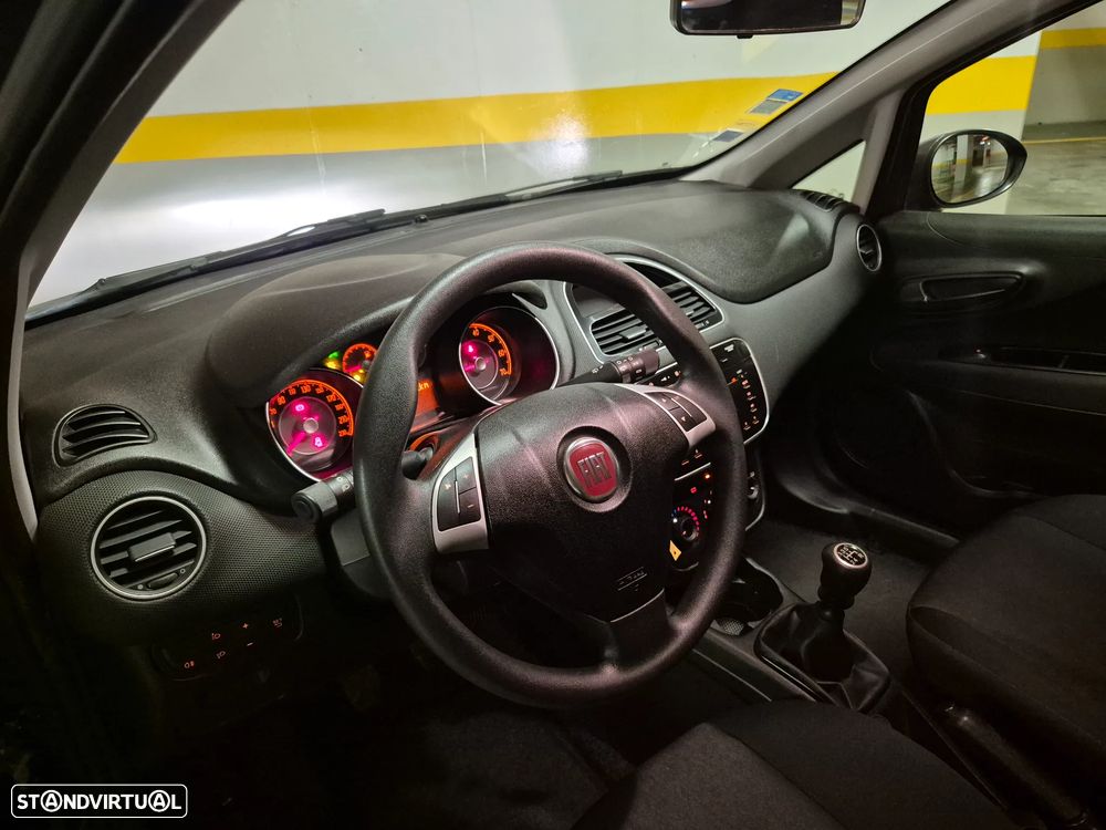 Fiat Punto 1.2 Lounge Start&Stop - 23