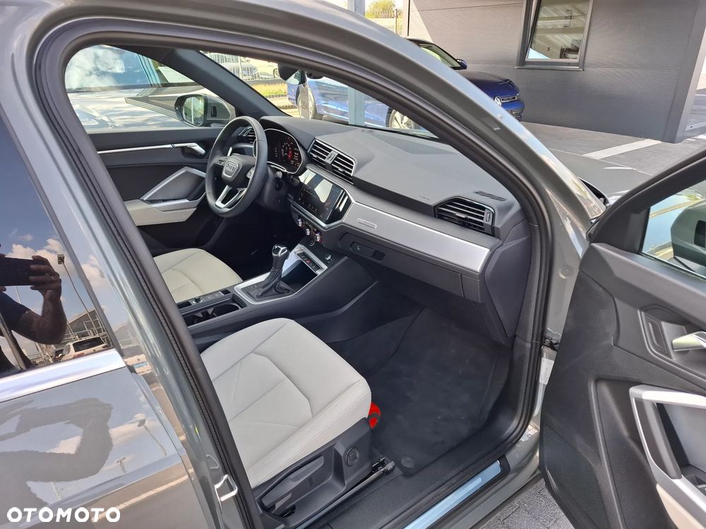Audi Q3 35 TFSI mHEV Advanced S tronic - 8