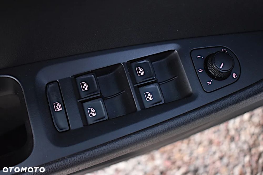 Seat Leon 1.6 TDI Start&Stop DSG Style - 29