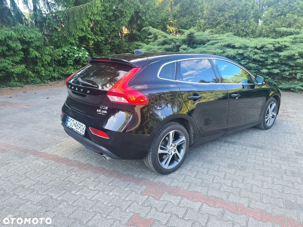 Volvo V40 D3 Inscription - 6