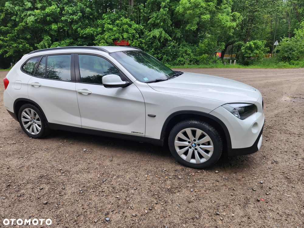BMW X1 xDrive18d xLine - 13