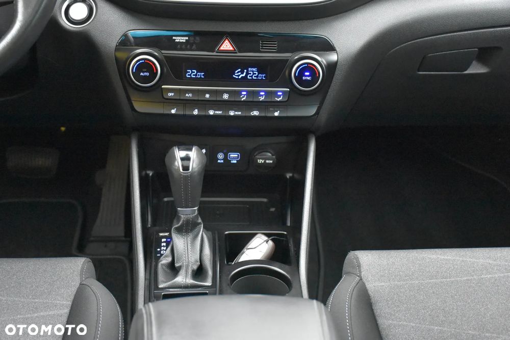 Hyundai Tucson 2.0 CRDI 4WD Automatik Premium - 14