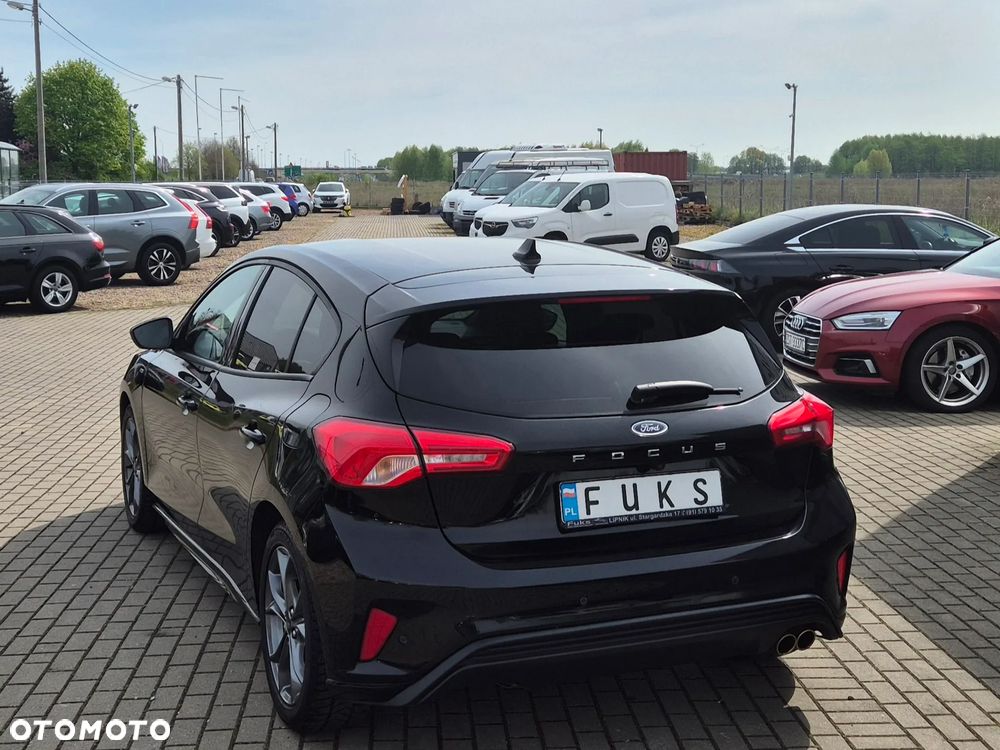 Ford Focus 1.5 EcoBoost ST-Line - 16