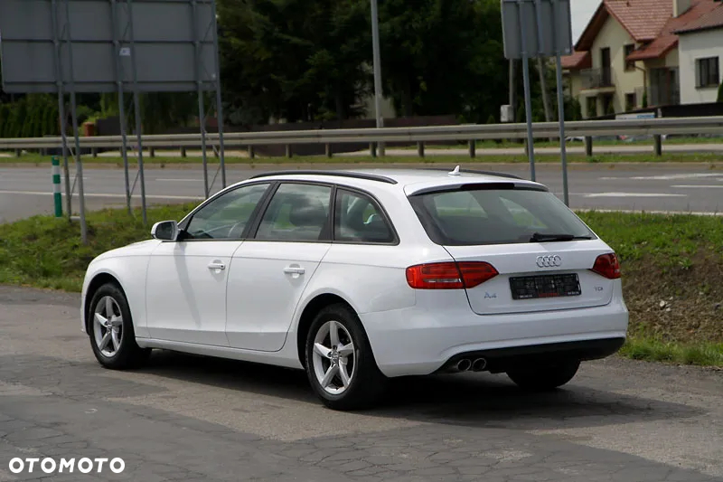 Audi A4 Avant - 4