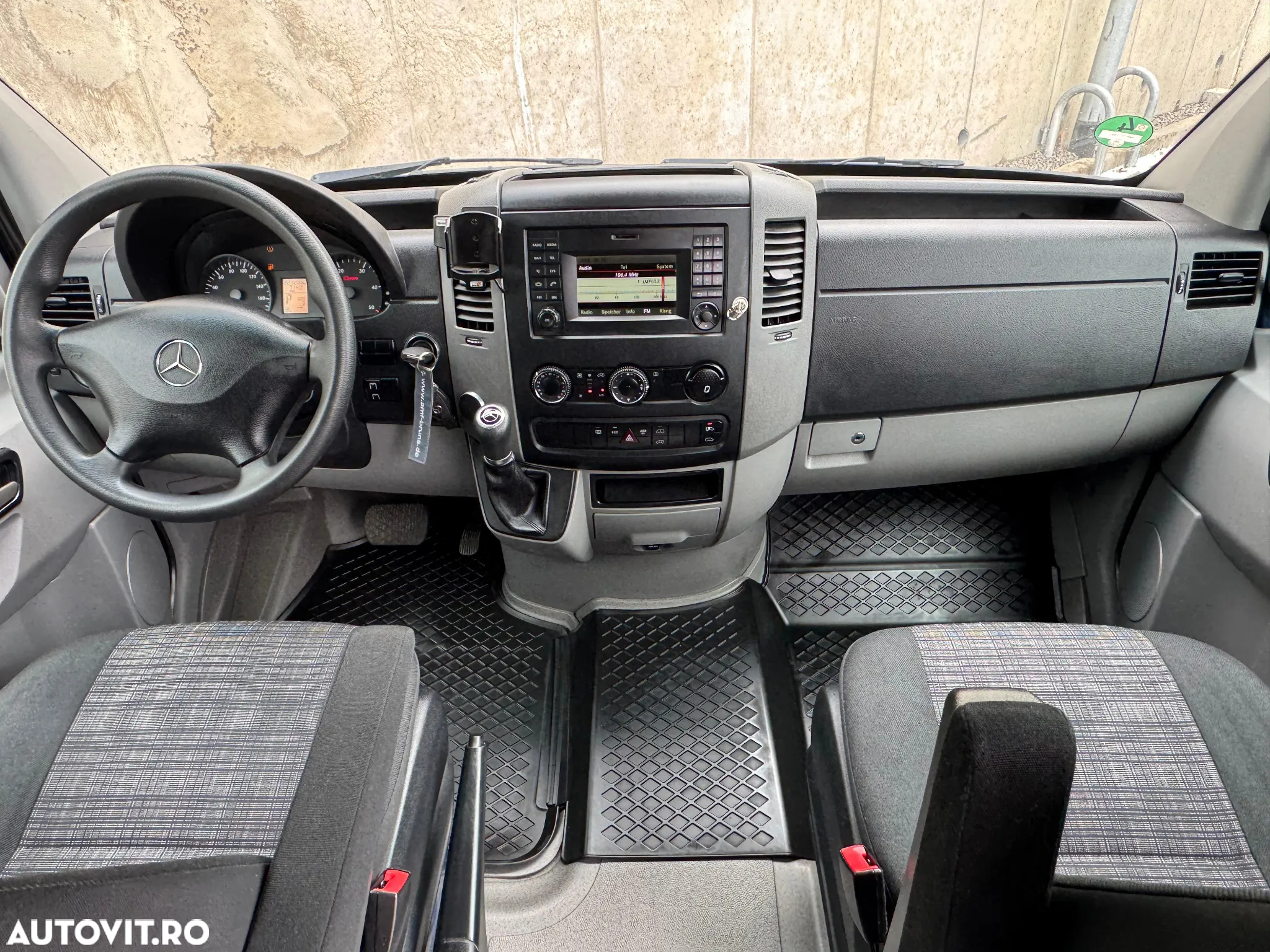 Mercedes-Benz Sprinter 313 CDI (BlueTec) 906.233 7G-TRONIC Plus - 11