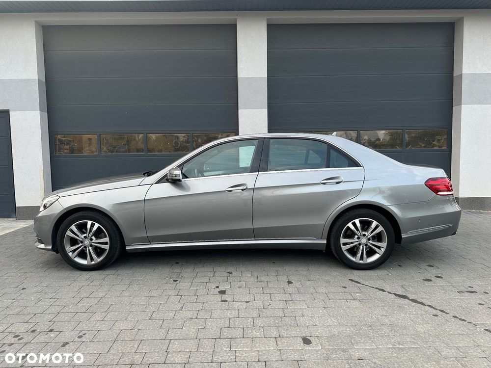 Mercedes-Benz Klasa E 220 BlueTEC 7G-TRONIC Elegance - 4