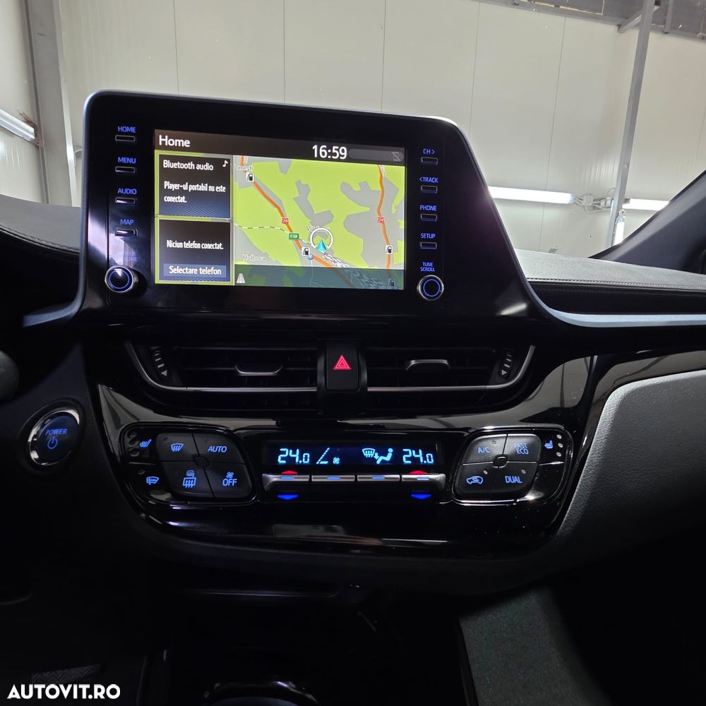 Toyota C-HR Style Selection - 14