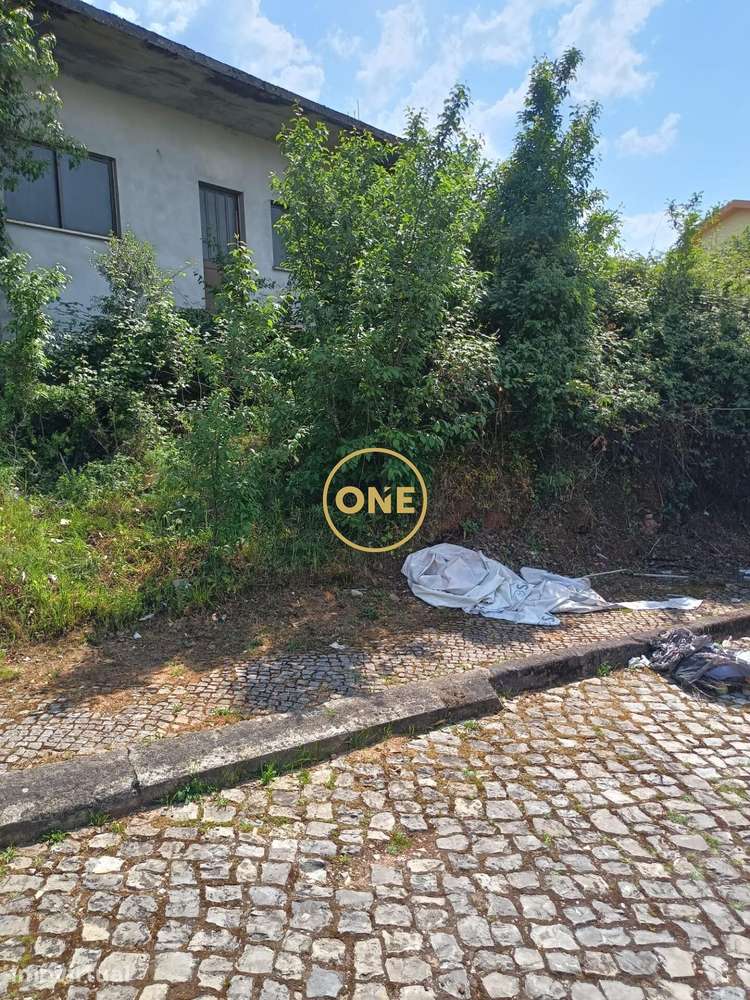 Oportunidade Única! Terreno Amplo para Construção em Coimbra - Grande imagem: 5/14
