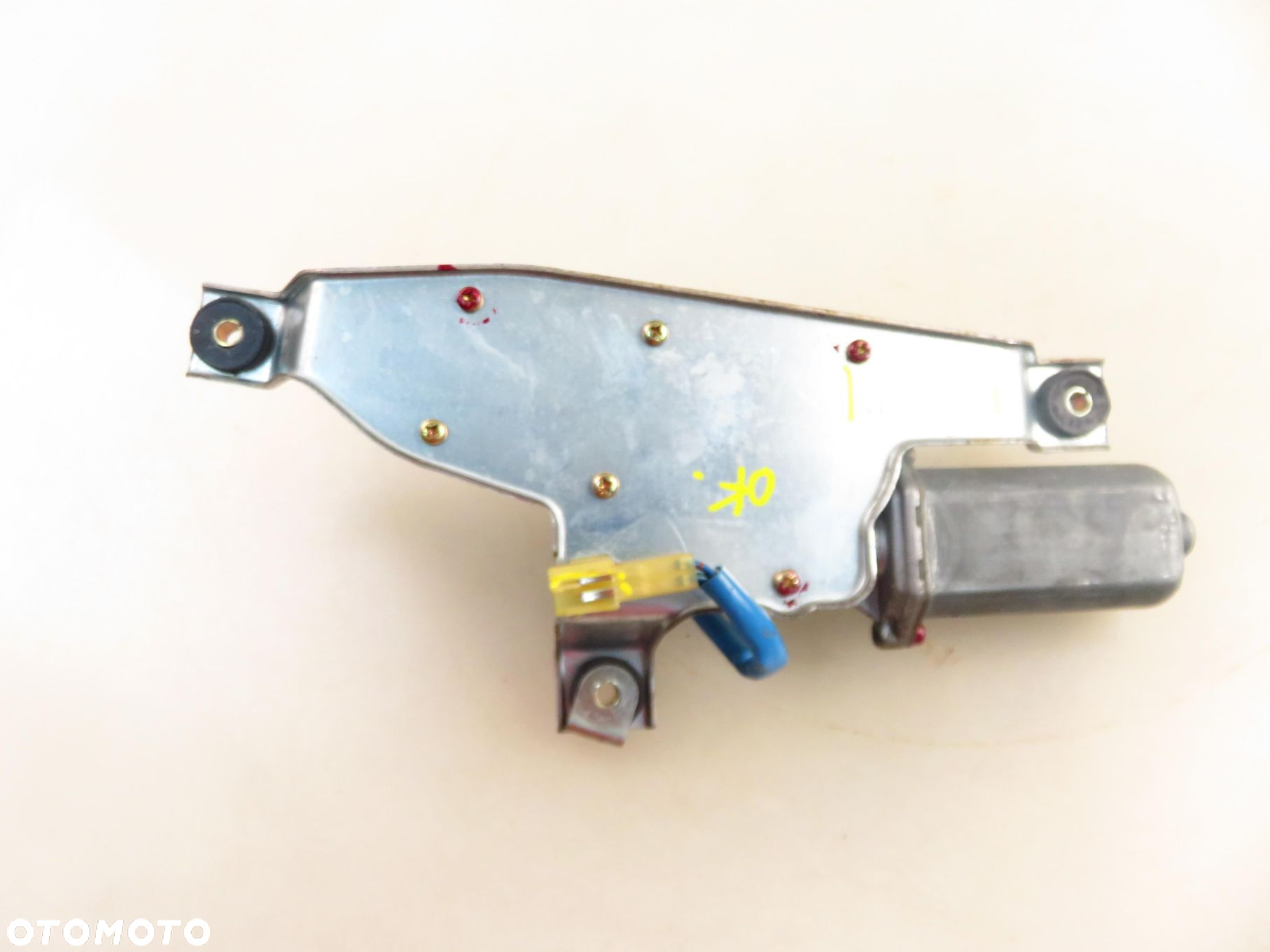 SILNICZEK WYCIERACZKI TYŁ SUBARU FORESTER I (SF) 34911581 - 7