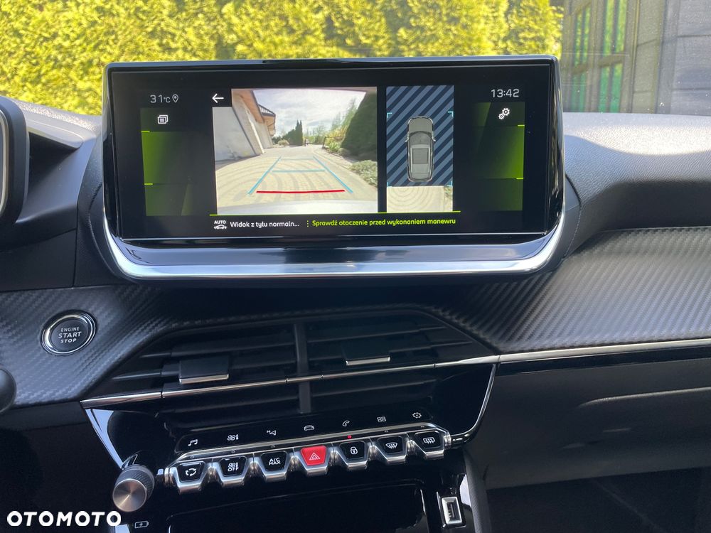 Peugeot 2008 1.5 BlueHDi Allure Pack S&S EAT8 - 17