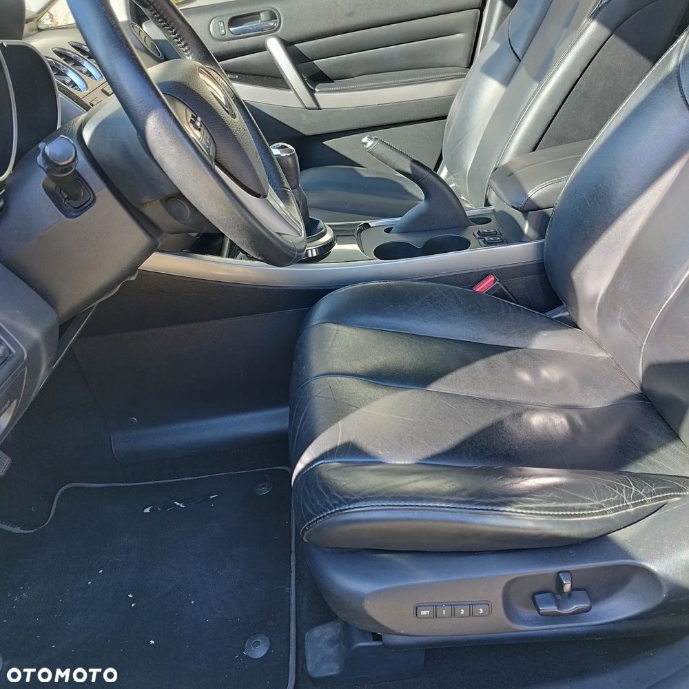Mazda CX-7 2.2 CD Exclusive + - 10