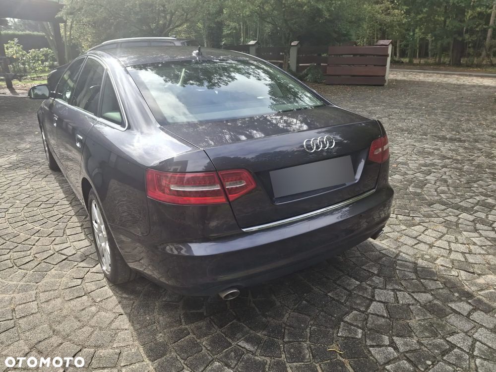 Audi A6 - 4