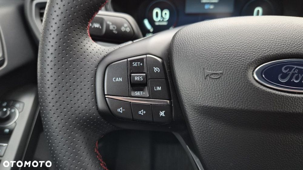 Ford Focus - 12
