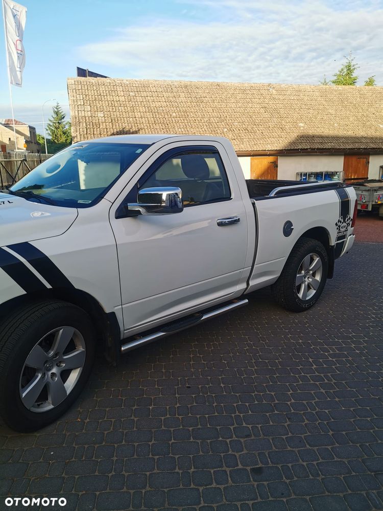Dodge RAM - 2