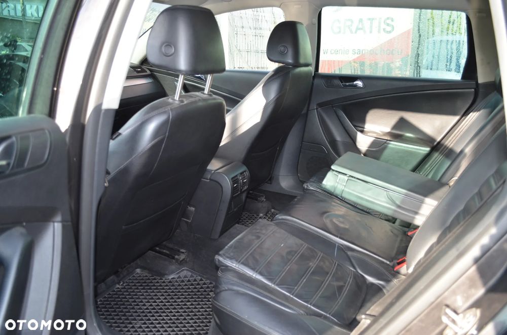 Volkswagen Passat 2.0 TDI Highline DSG - 13