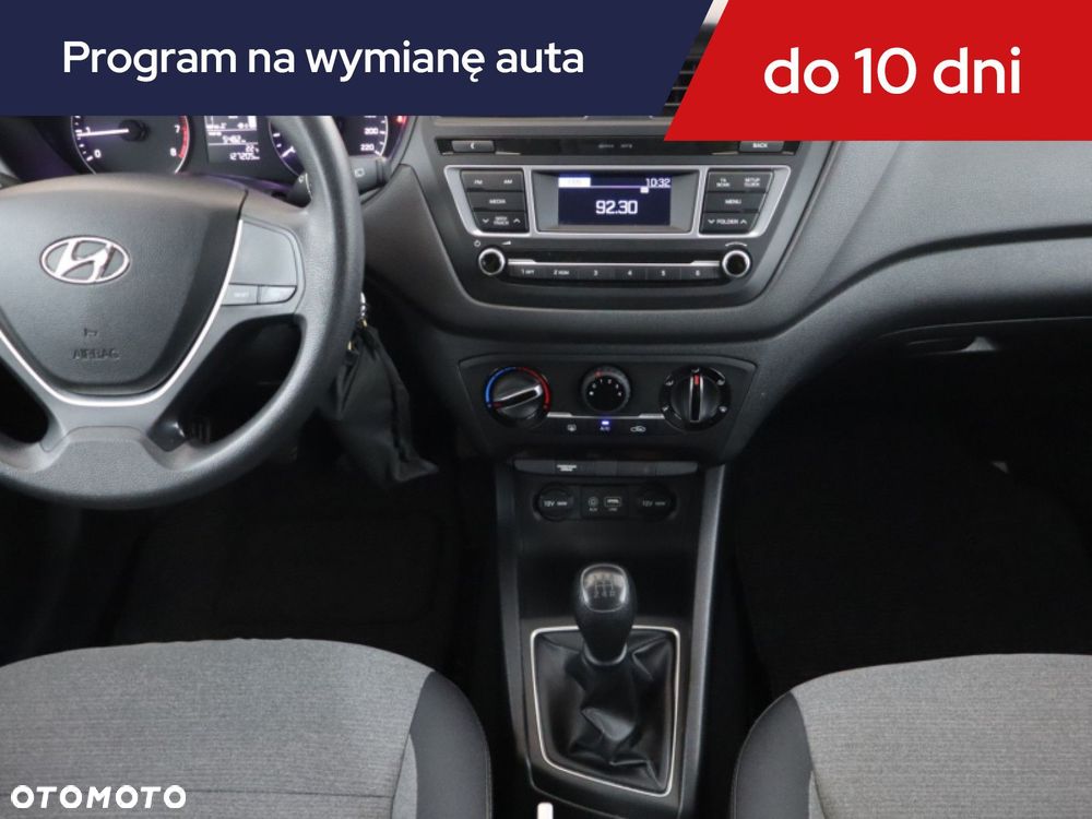 Hyundai i20 - 14