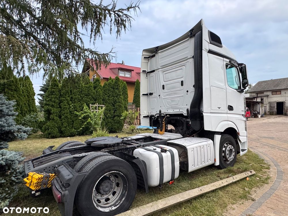 Mercedes-Benz ACTROS - 6