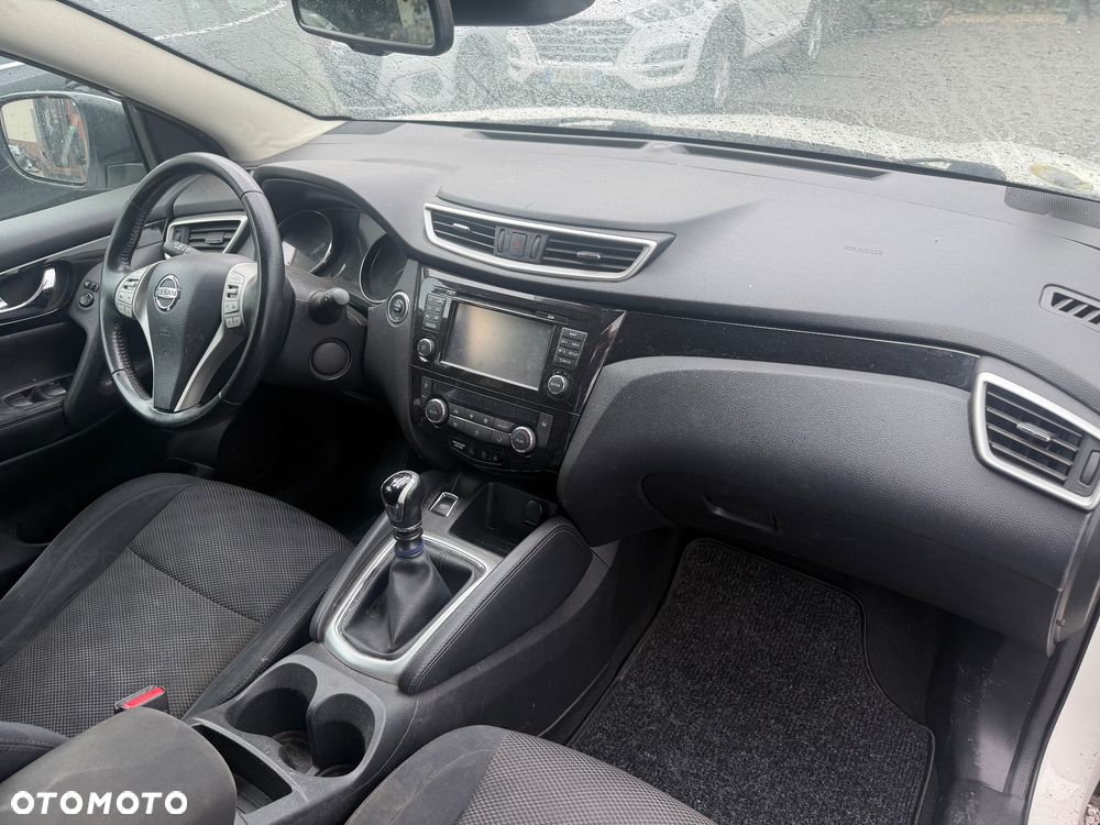 Nissan Qashqai 1.6 dCi DPF acenta - 11