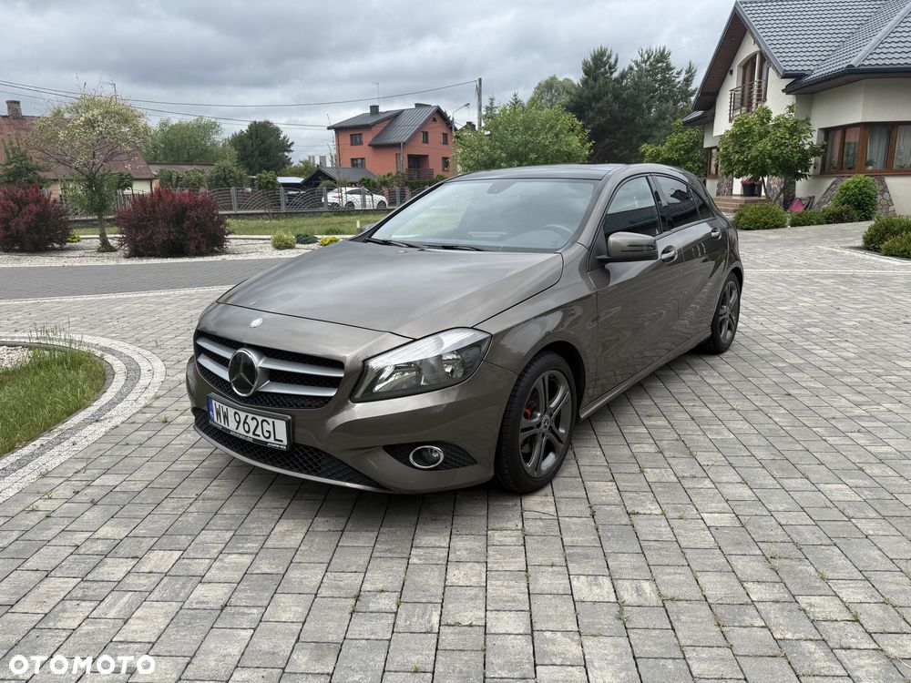 Mercedes-Benz Klasa A 180 (BlueEFFICIENCY) 7G-DCT Urban - 4