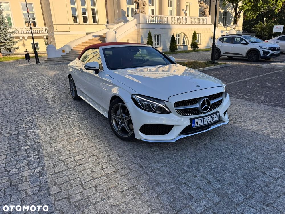 Mercedes-Benz Klasa C 300 9G-TRONIC - 2
