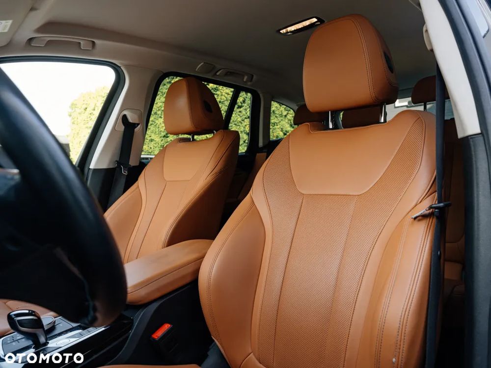 BMW X3 xDrive20i - 12