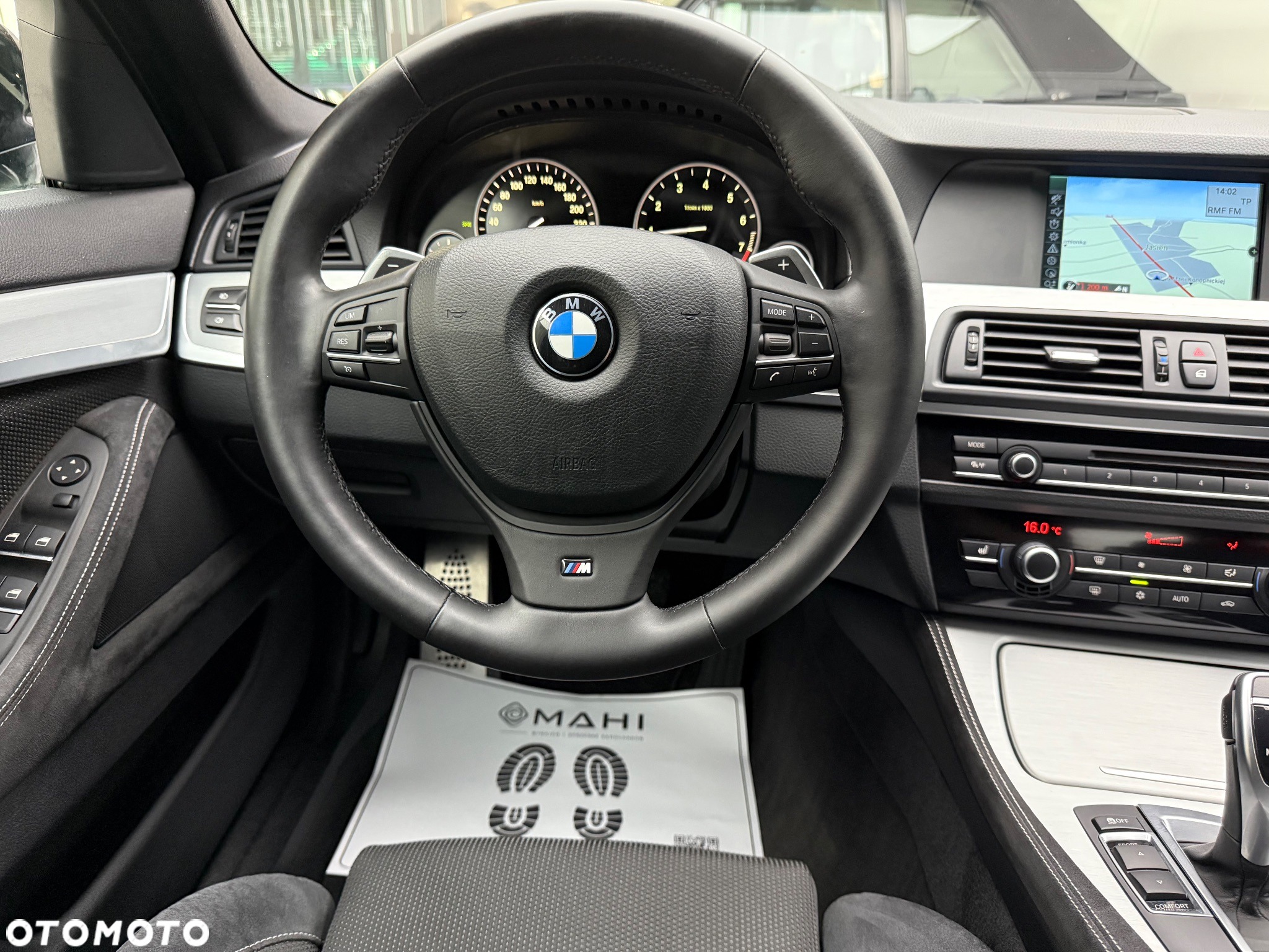BMW Seria 5 520i Touring Luxury Line - 22