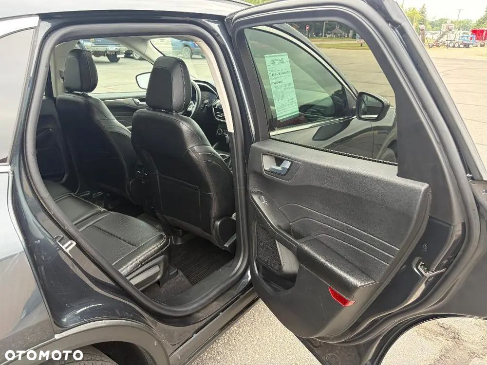 Ford Escape 2.0 EcoBoost AWD Titanium - 15