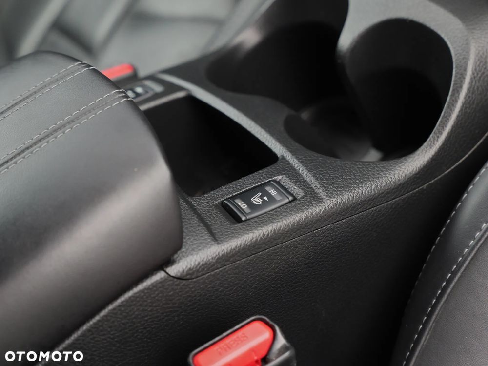 Nissan Qashqai 1.6 DIG-T TEKNA+ - 30