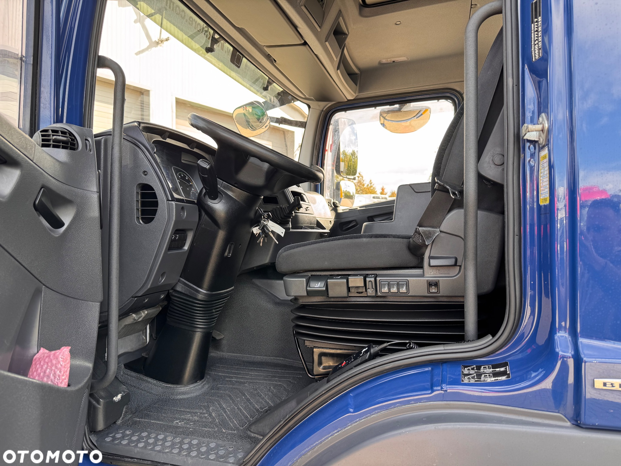 Mercedes-Benz ATEGO - 21