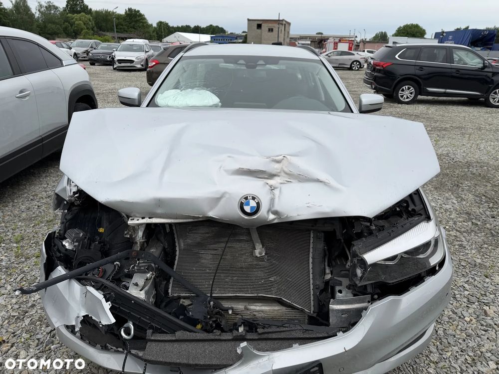 BMW Seria 5 530d xDrive Sport Line - 9
