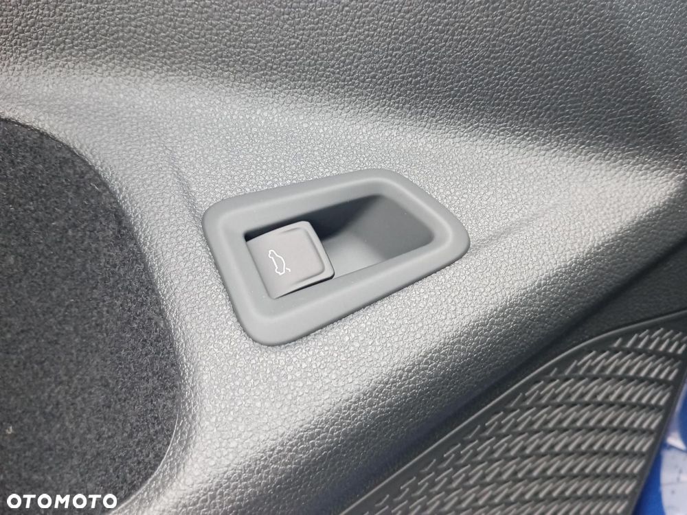 Volkswagen Golf - 24