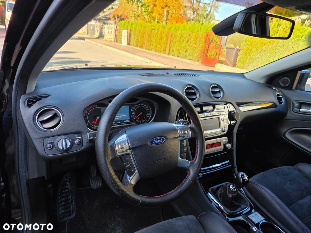Ford Mondeo 2.0 TDCi Titanium S - 24