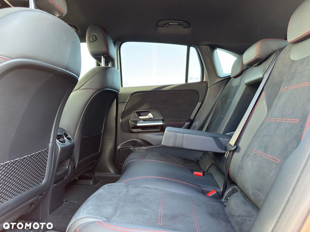 Mercedes-Benz EQA 250 66.5kWh AMG Line - 24