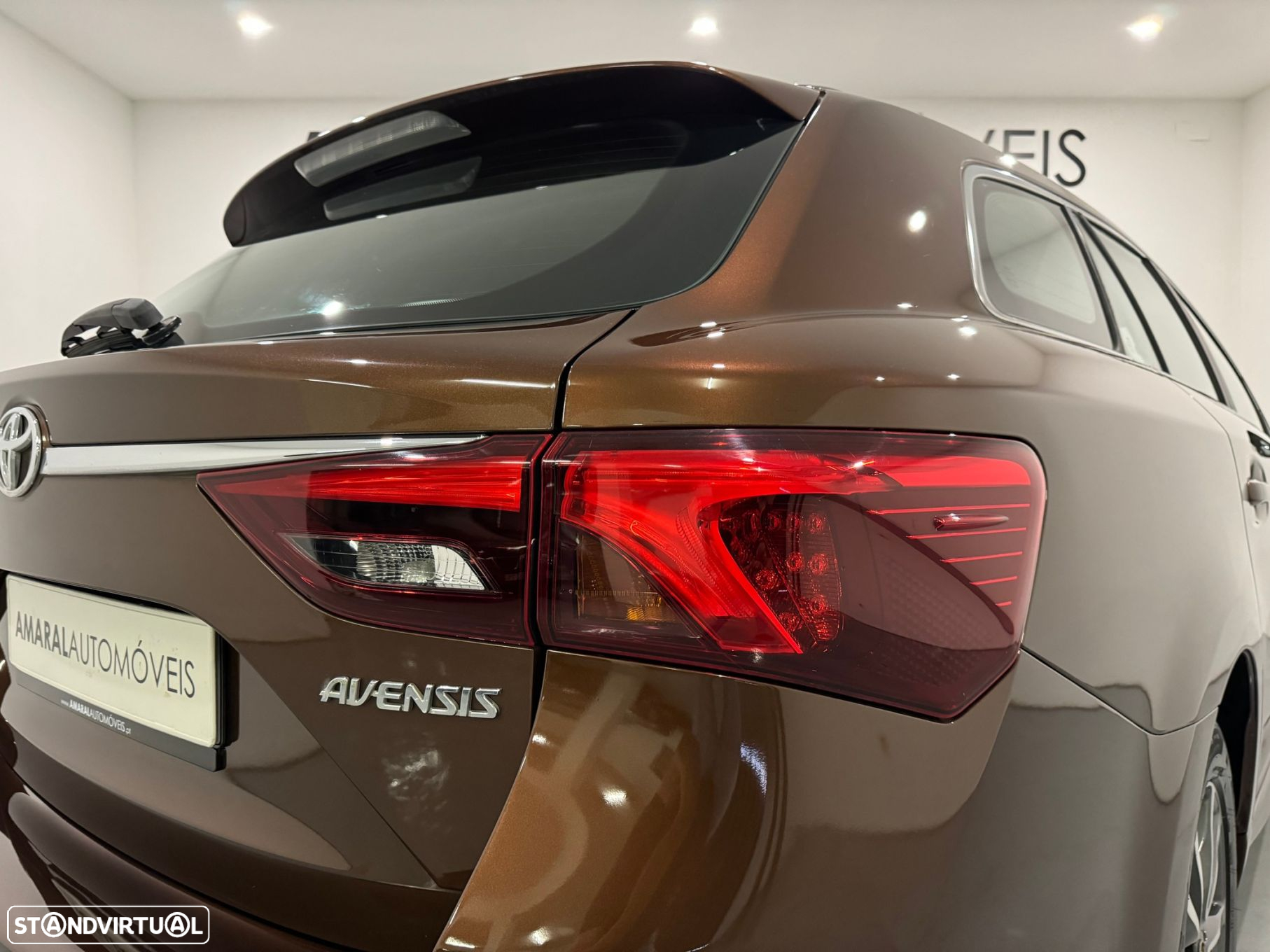 Toyota Avensis Touring Sports 1.6 D-4D Exclusive - 24