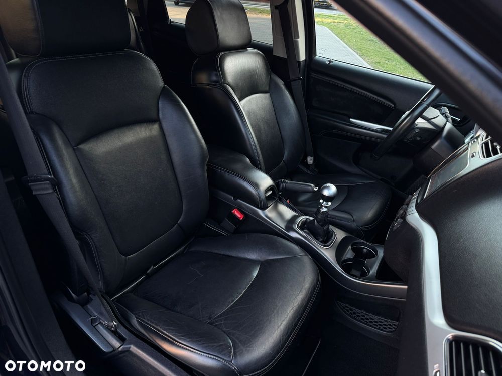 Fiat Freemont 2.0 Multijet 16V DPF Urban - 26