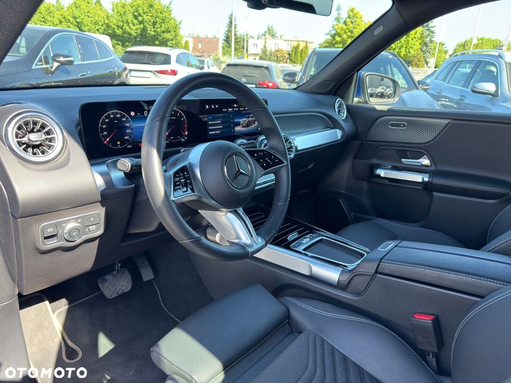 Mercedes-Benz GLB 200 Progressive 7G-DCT - 14