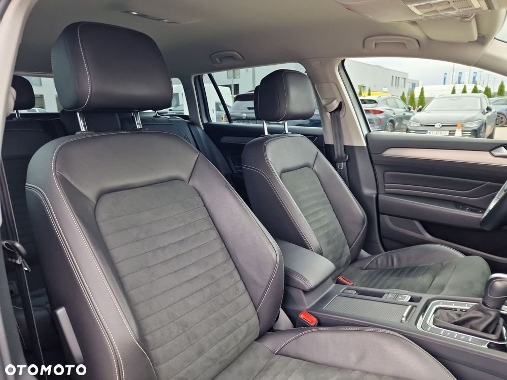 Volkswagen Passat - 26