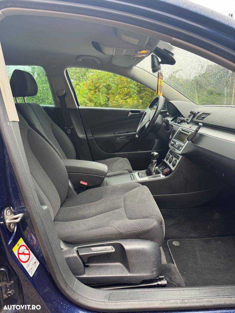 Volkswagen Passat Variant 2.0 TDI Trendline - 12
