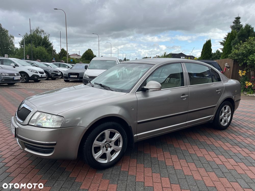 Skoda Superb 1.9 TDI Elegance - 1