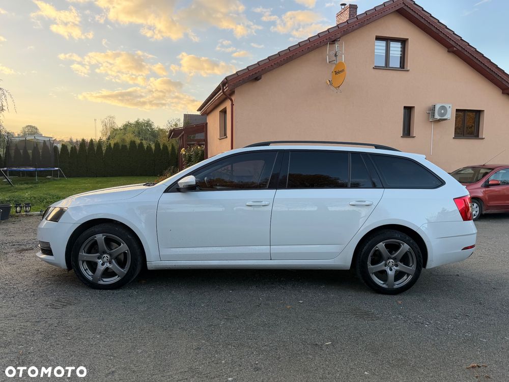 Skoda Octavia - 8