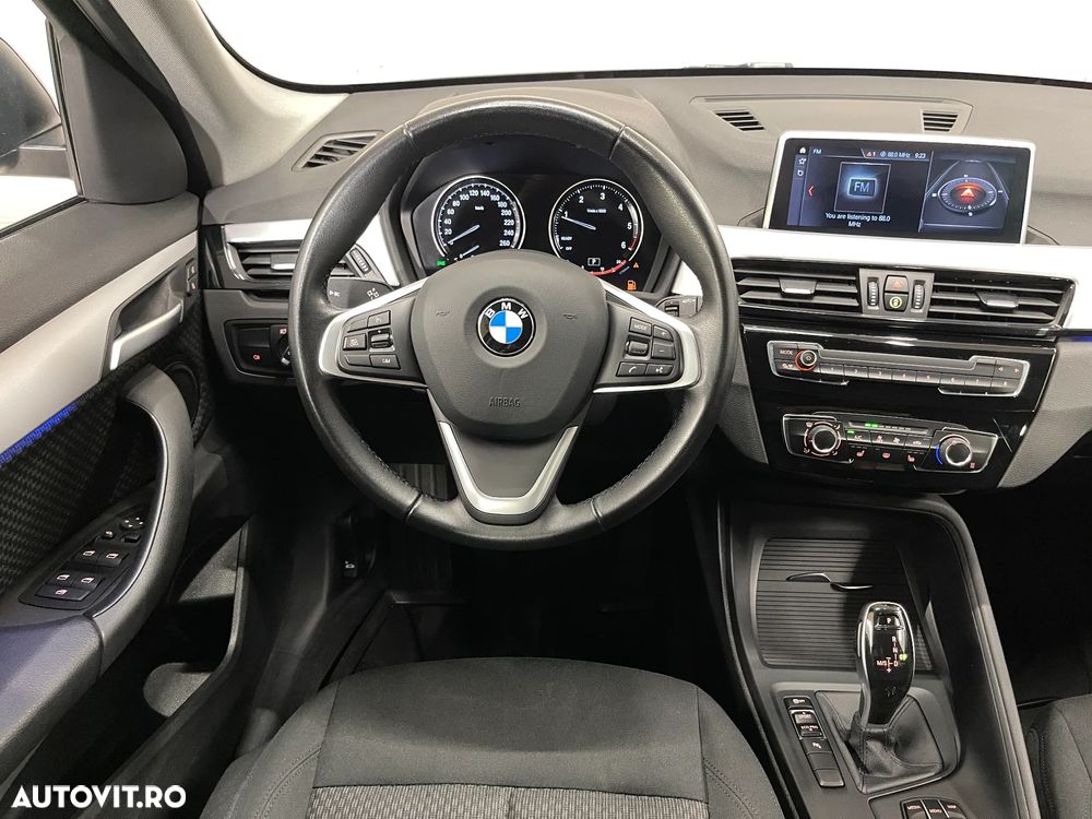 BMW X1 sDrive18d AT - 7