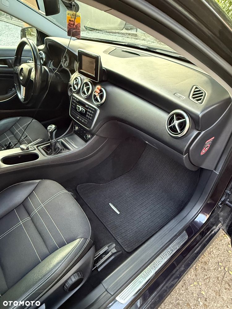 Mercedes-Benz Klasa A 160 CDI Urban - 11