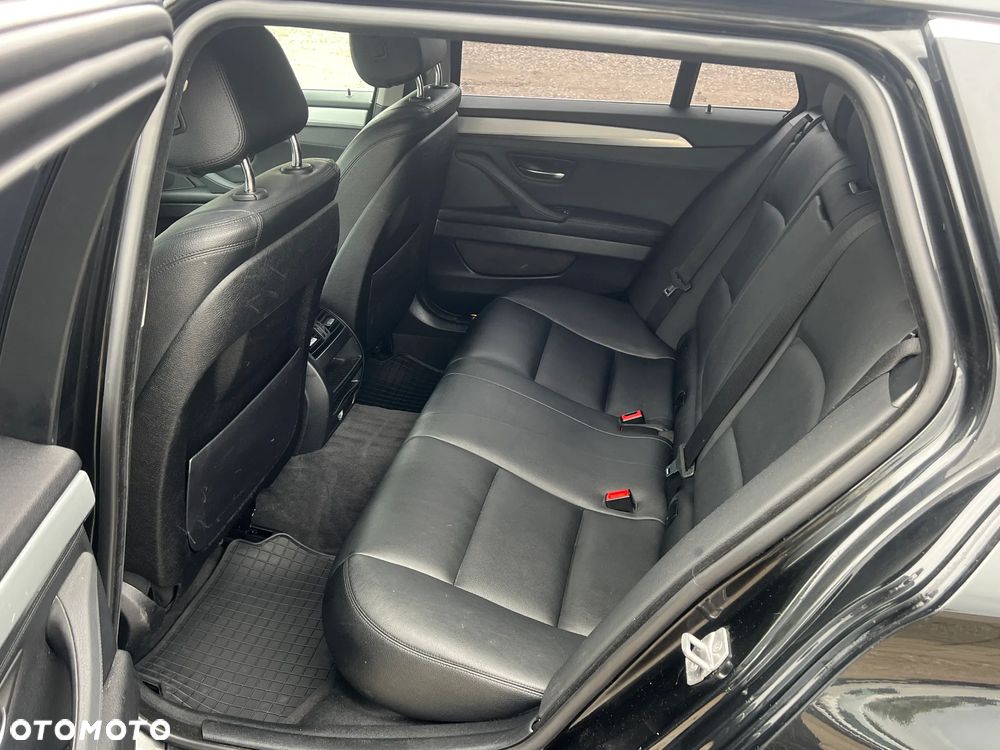 BMW Seria 5 520d xDrive Sport Line - 23