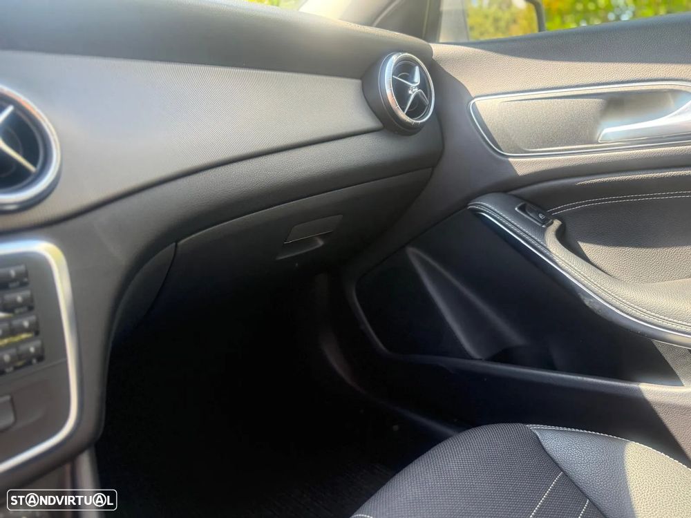 Mercedes-Benz CLA 200 CDi - 17
