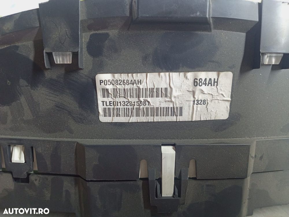 Ceasuri bord p05082684ah Chrysler Voyager 5 [2007 - 2011] 2.8 crdi vm - 2