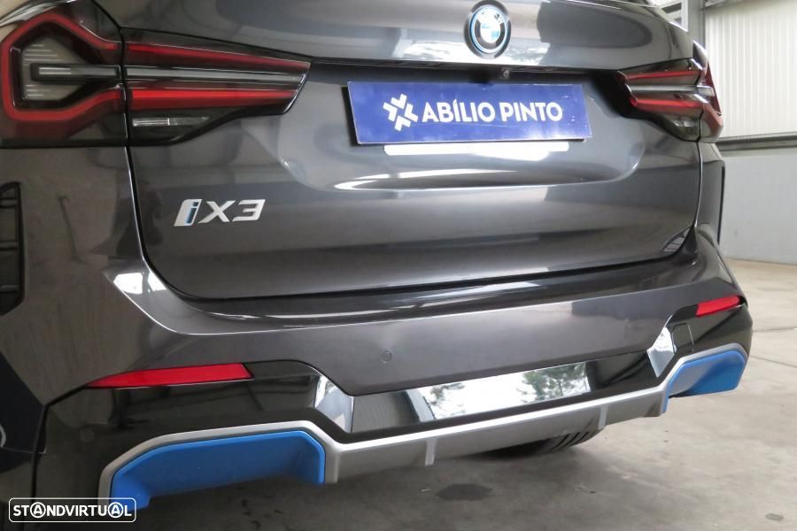BMW iX3 M Sport Inspiring - 42