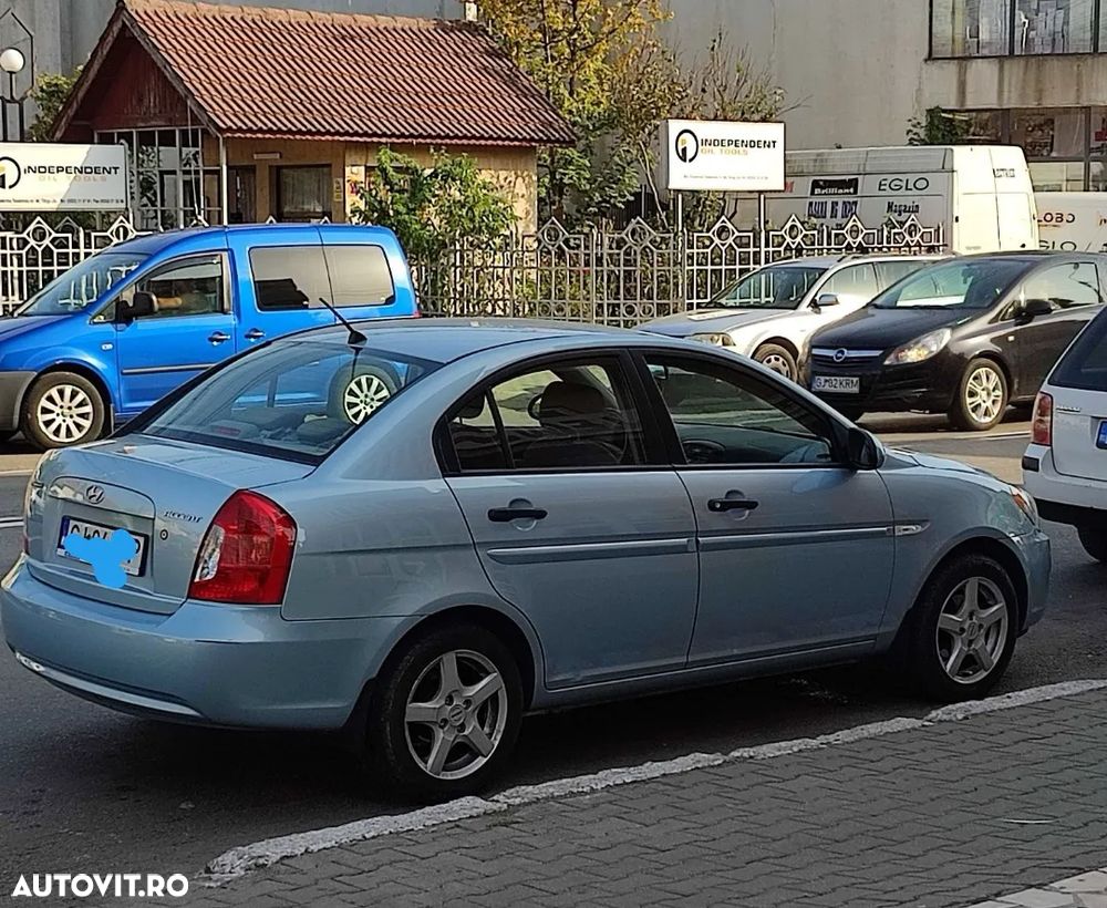 Hyundai Accent MC 1.4 DOHC GL - 3