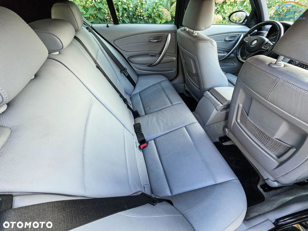 BMW Seria 1 123d DPF Edition Sport - 17