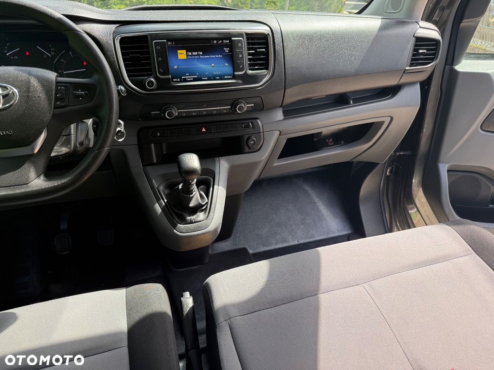 Toyota ProAce 1,5-l-D-4D L2 (9-Si.) Comfort - 12