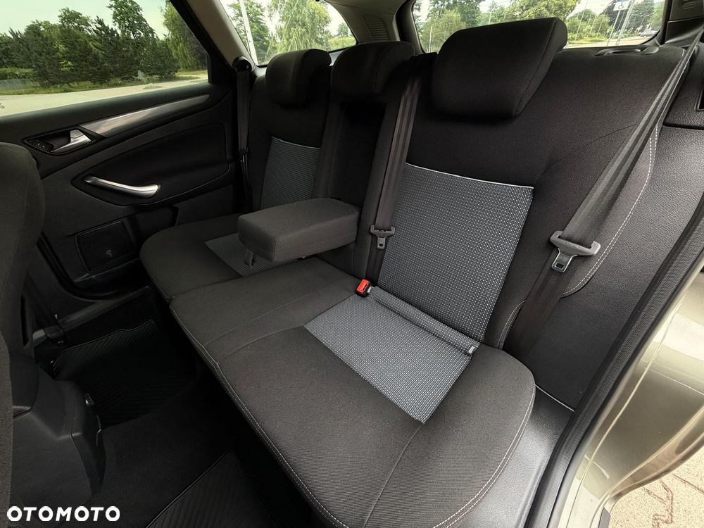 Ford Mondeo 1.6 Ti-VCT Champions Edition - 16